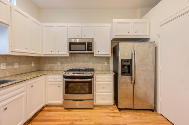2710 Hullsmith Drive 402, Houston, TX 77063