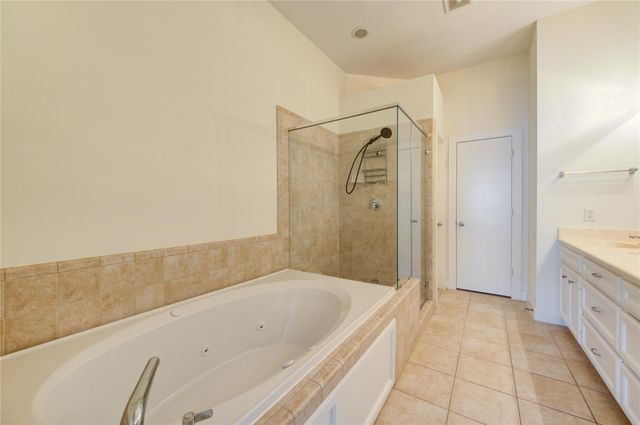 2710 Hullsmith Drive 402, Houston, TX 77063