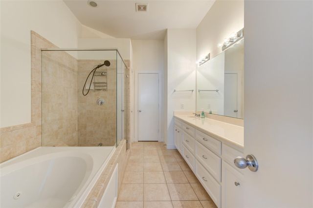 2710 Hullsmith Drive 402, Houston, TX 77063