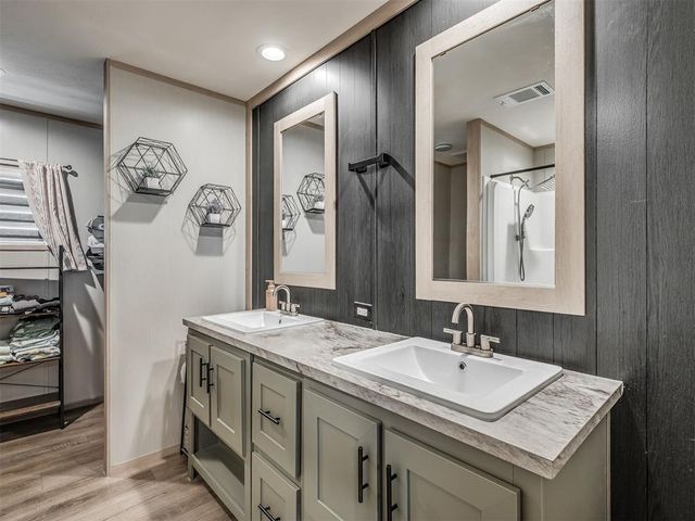 4569 Cumberland Farm Circle, Guthrie, OK 73044