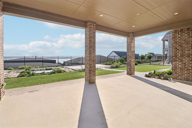 1325 Heavenly Place, St Paul, TX 75098