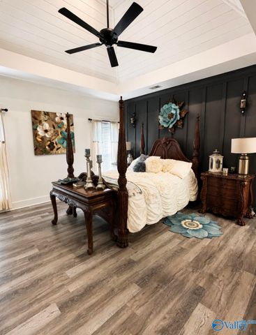 25 Bethel Crest Circle, Hartselle, AL 35640