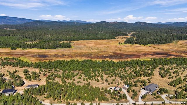 250 Paragon Dr, Newport, WA 99156