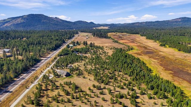 250 Paragon Dr, Newport, WA 99156