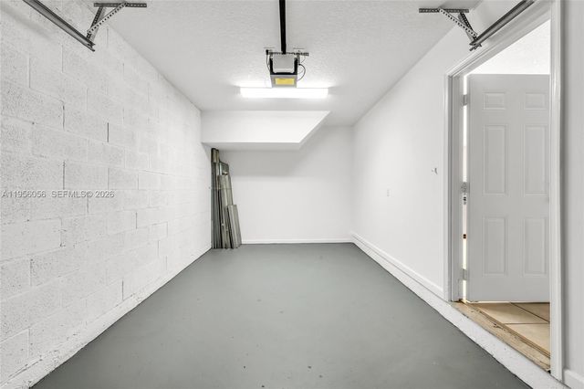 1001 SW 15th St, Deerfield Beach, FL 33441