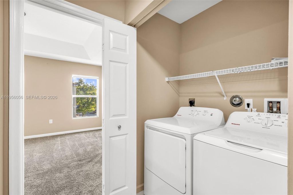 Image 15 of property listing at 1001 SW 15th St, Deerfield Beach, FL 33441