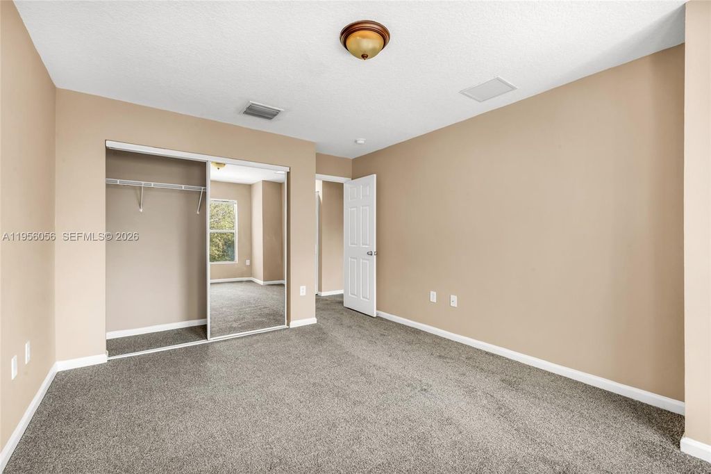 Image 20 of property listing at 1001 SW 15th St, Deerfield Beach, FL 33441