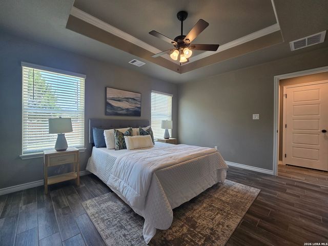 1746 BLUERIDGE DR, Canyon Lake, TX 78133