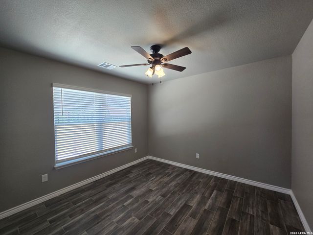 1746 BLUERIDGE DR, Canyon Lake, TX 78133