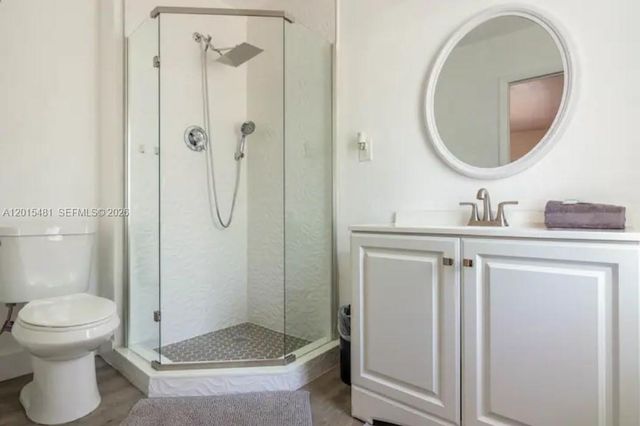 1815 NE 154 St, North Miami Beach, FL 33162