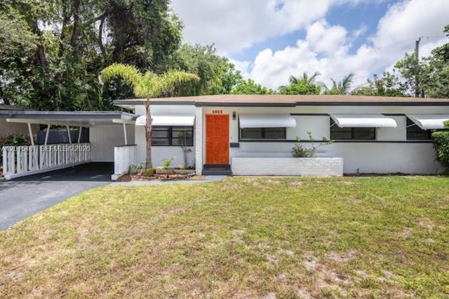 1815 NE 154 St, North Miami Beach, FL 33162
