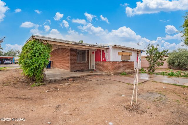 4833 E 23rd Street, Tucson, AZ 85711