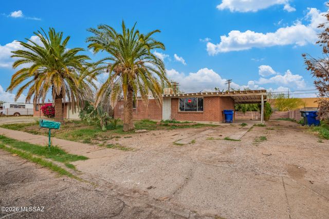4833 E 23rd Street, Tucson, AZ 85711
