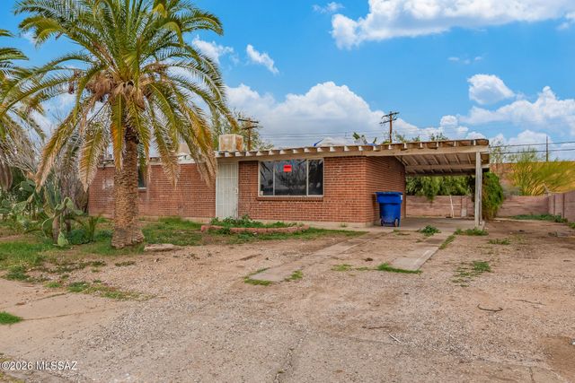 4833 E 23rd Street, Tucson, AZ 85711