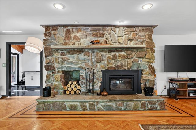 4496 OCCOQUAN VIEW CT, Woodbridge, VA 22192