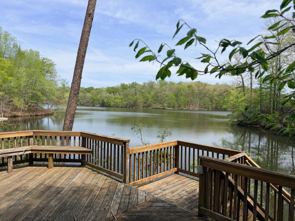 4496 OCCOQUAN VIEW CT, Woodbridge, VA 22192