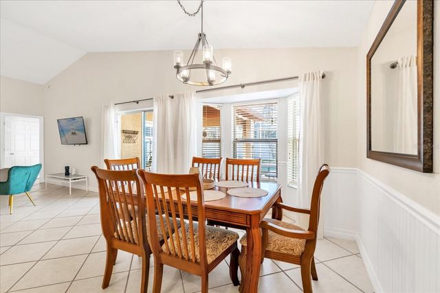 111 PINEWOOD DRIVE, Davenport, FL 33896