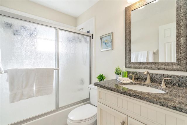 111 PINEWOOD DRIVE, Davenport, FL 33896
