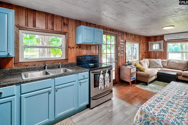 132 Highknoll Court, Gilbert, SC 29054