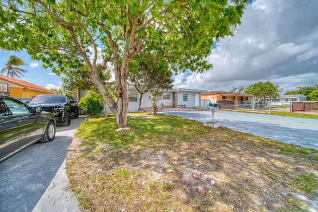 7620 SW 21st St 7620, Miami, FL 33155