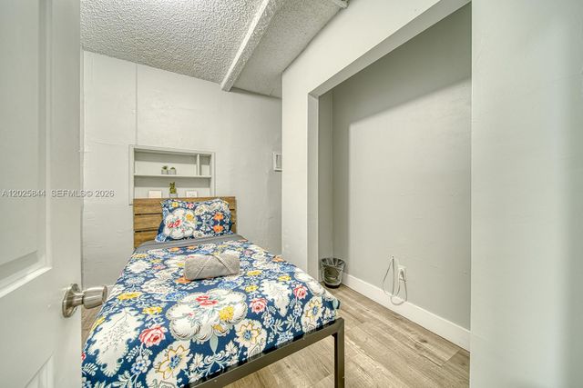 7620 SW 21st St 7620, Miami, FL 33155