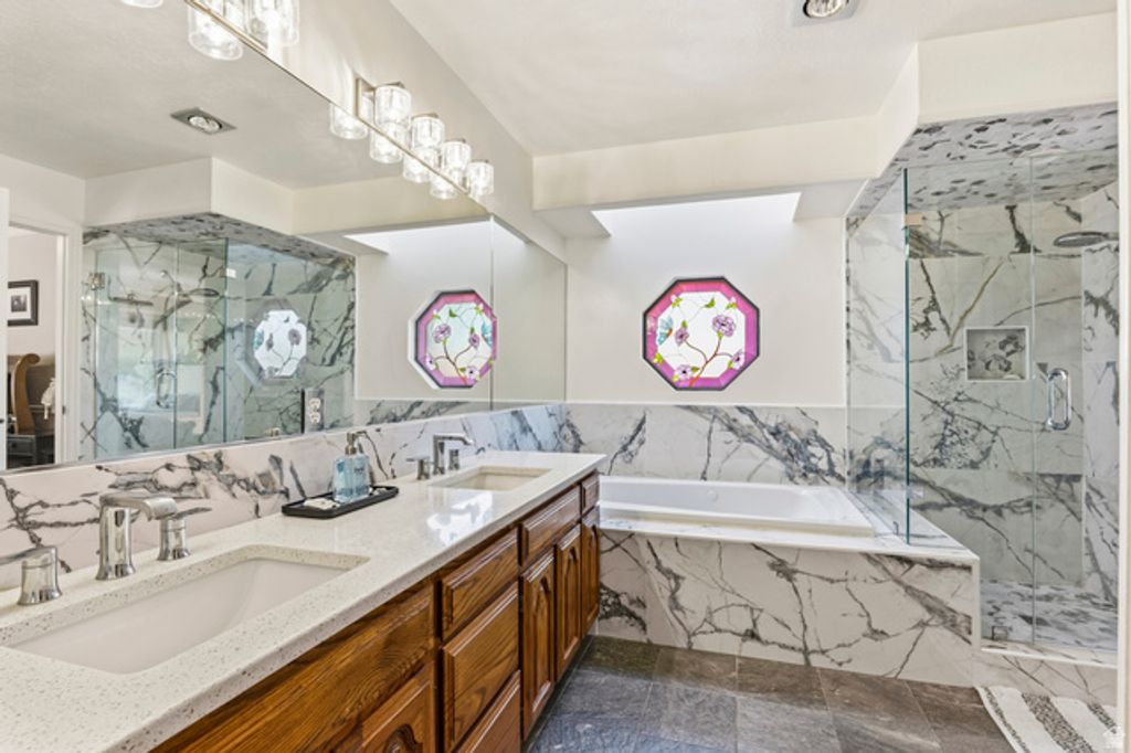 Image 13 of property listing at 674 E 3525 N, North Ogden, UT 84414