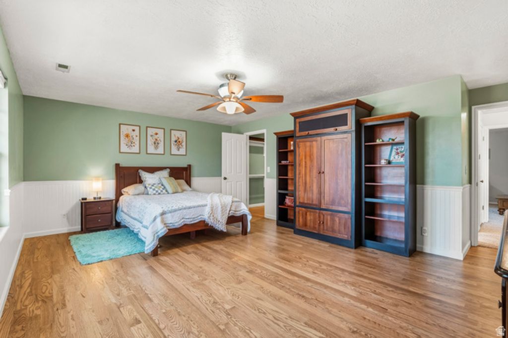 Image 16 of property listing at 674 E 3525 N, North Ogden, UT 84414