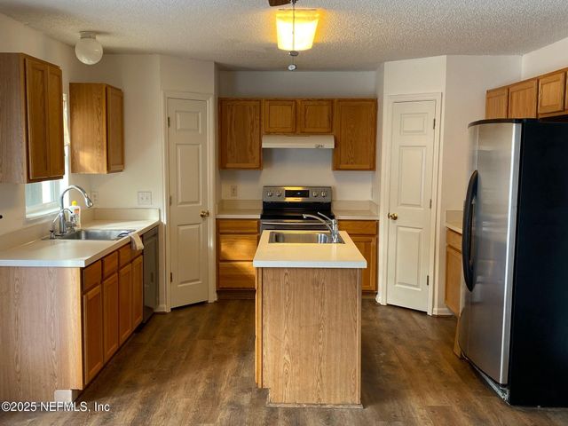 7086 SHADY PINE Court, Jacksonville, FL 32244