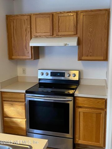 7086 SHADY PINE Court, Jacksonville, FL 32244