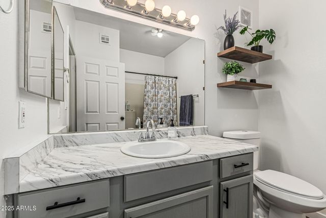 10030 W INDIAN SCHOOL Road 255, Phoenix, AZ 85037