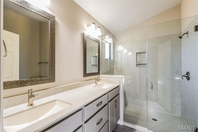 628 Bugle Run Drive, Florissant, MO 63034