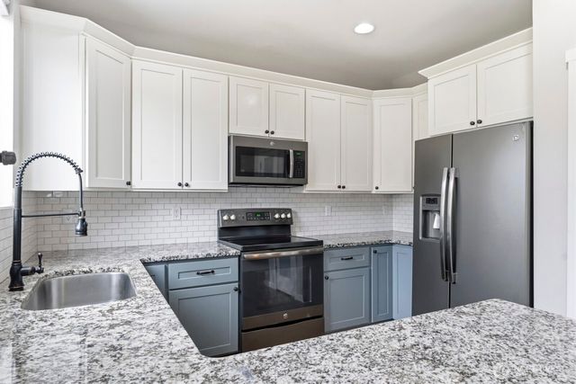 6974 Bailey Street SE, Lacey, WA 98513