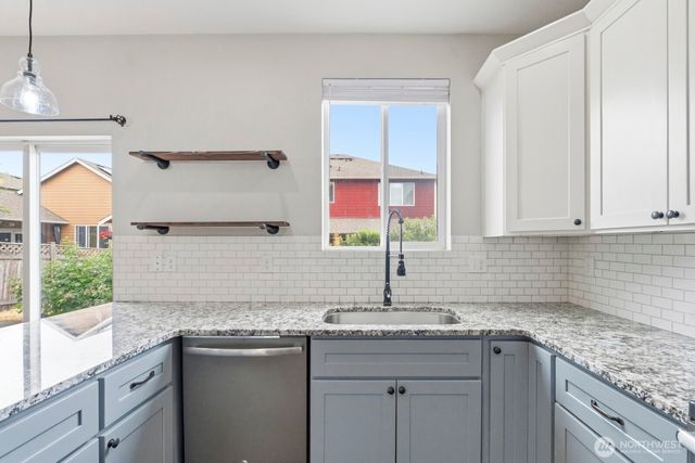 6974 Bailey Street SE, Lacey, WA 98513