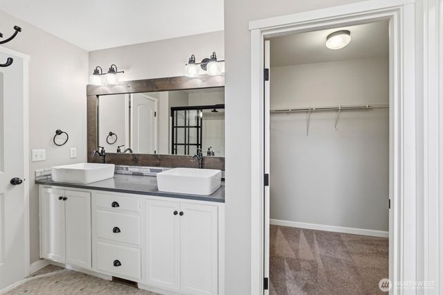 6974 Bailey Street SE, Lacey, WA 98513