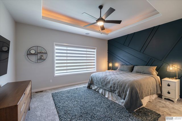 18620 Grand Avenue, Elkhorn, NE 68022