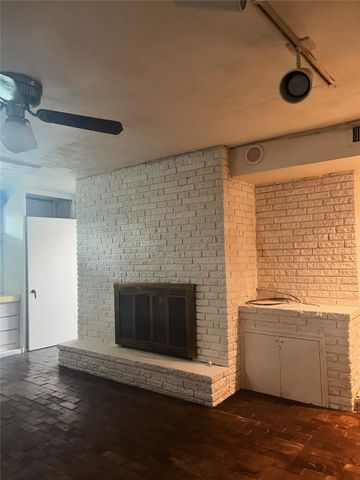 1934 Kessler Parkway, Dallas, TX 75208