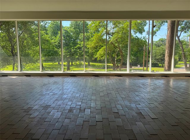 1934 Kessler Parkway, Dallas, TX 75208