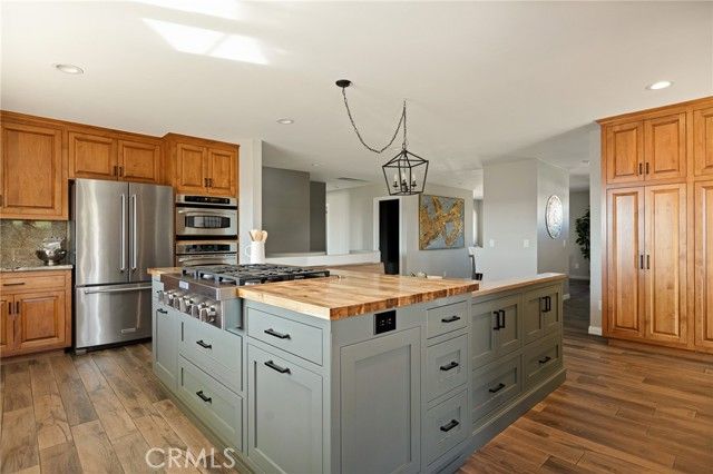 13049 Burns, Redlands, CA 92373