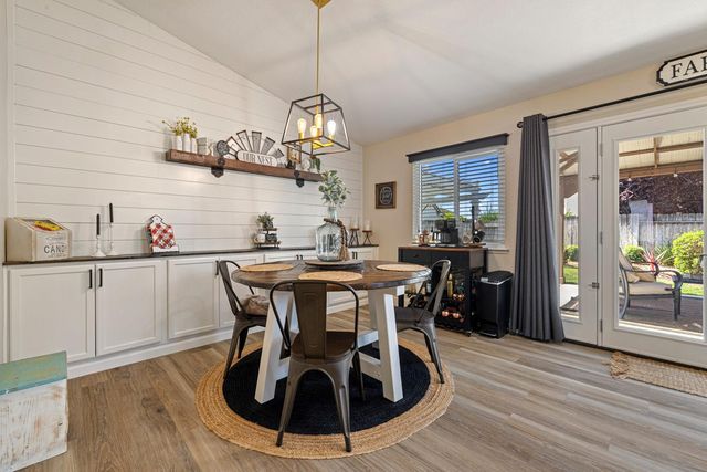 9280 Emerald Crest Dr, Elk Grove, CA 95624