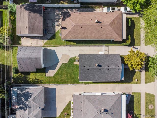 4421 Edgewood Street, Dearborn Heights, MI 48125