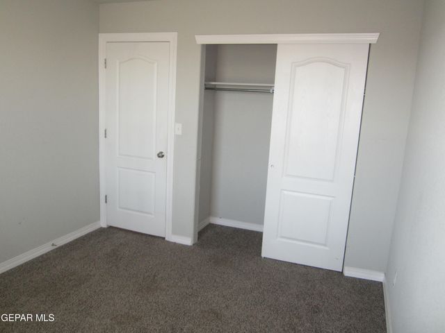 12253 Desert Cliff Court, El Paso, TX 79938