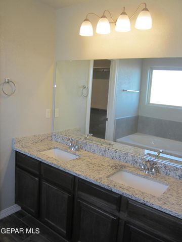12253 Desert Cliff Court, El Paso, TX 79938