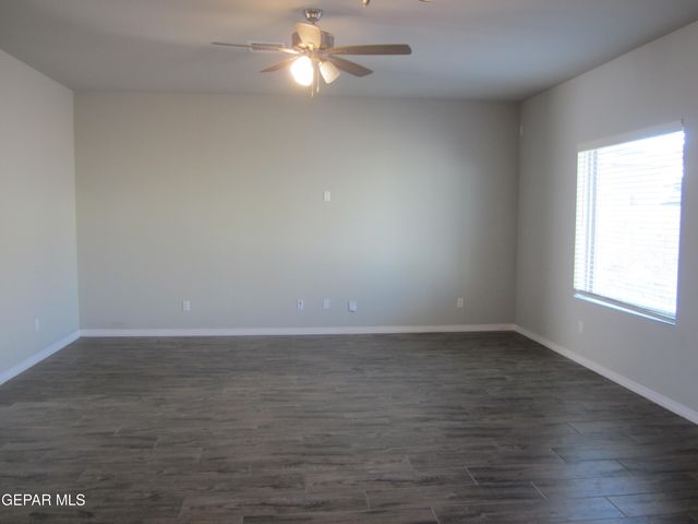 12253 Desert Cliff Court, El Paso, TX 79938