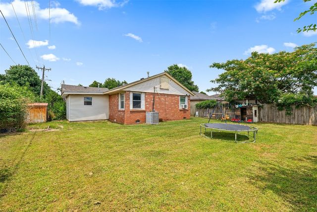 807 Thompson Drive, El Reno, OK 73036