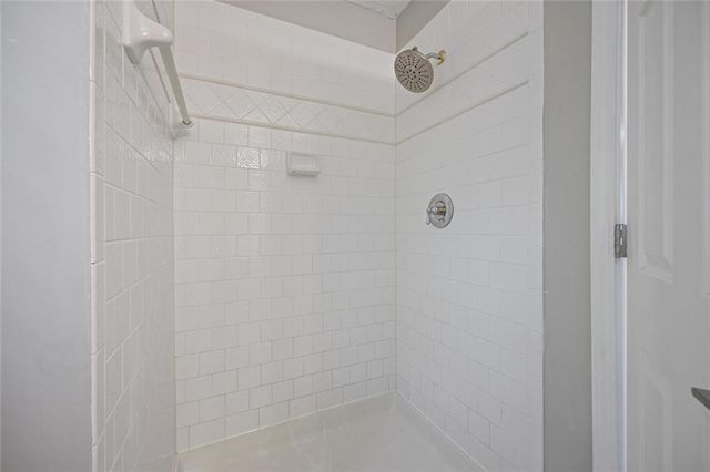 525 Cranberry Place, Roswell, GA 30076