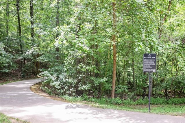 525 Cranberry Place, Roswell, GA 30076