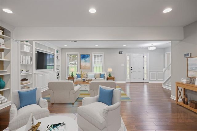 525 Cranberry Place, Roswell, GA 30076