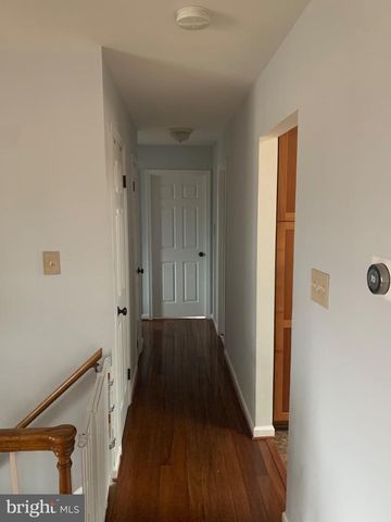 7004 FITZPATRICK DR, Laurel, MD 20707