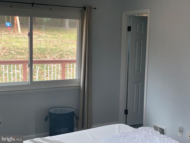 7004 FITZPATRICK DR, Laurel, MD 20707