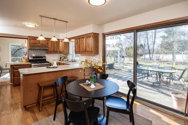5600 W 70th Street, Edina, MN 55439